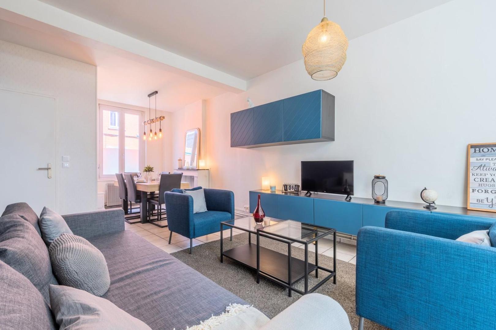 Apartment 4 Bedroom & 4 Bathroom House Close To Parc Barbieux Roubaix