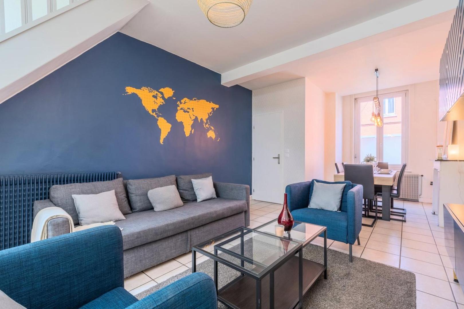 4 Bedroom & 4 Bathroom House Close To Parc Barbieux Apartment Roubaix